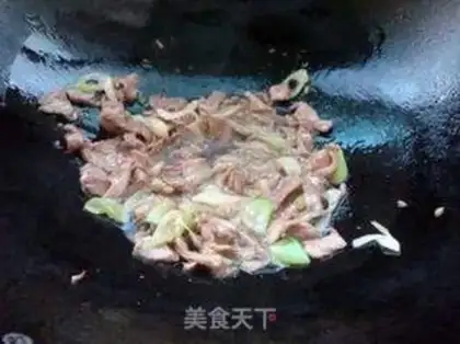 Make A fan old duck soup step 10