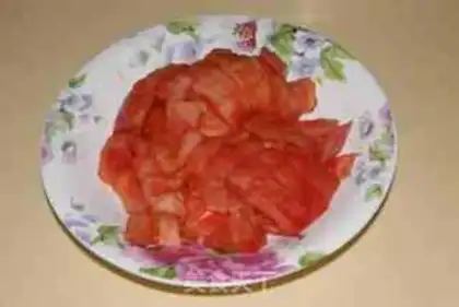 Make Tomato fried eggs step 1