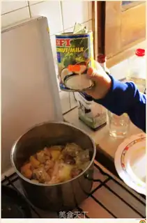 Make Coconut curry step 5