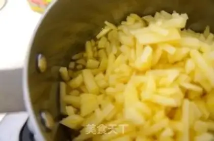 Make Apple sauce step 1