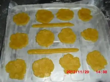 Make Corn pasta cookies step 5