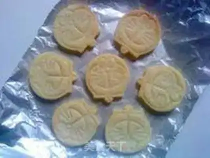 Make doraemon cookies step 18