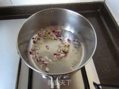 Make French beans, mushroom soup step 5