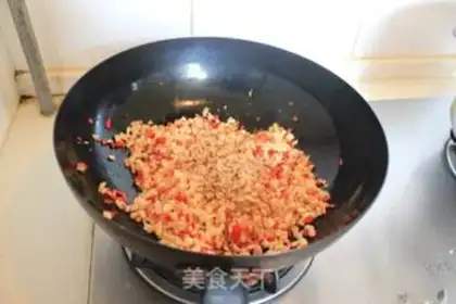 Make radish sauce step 17