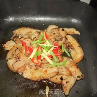 Make Back to the pig hoof step 6
