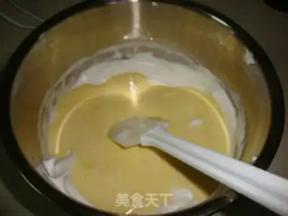 Make Strawberry blueberry mousse step 3