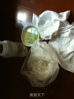 Make Cracker leather and fresh milk step 5