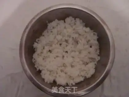 Make Gold egg fried rice step 1