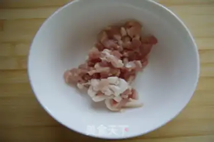 Make Sausage pie step 1