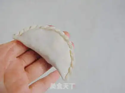 Make Half month egg dumplings step 9