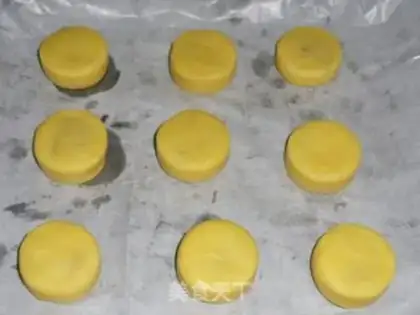 Make Almond peaches step 12