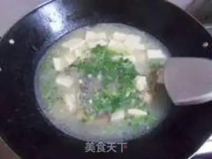 Make Fish head tofu soup step 5