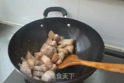 Make Red wine, red meat step 2