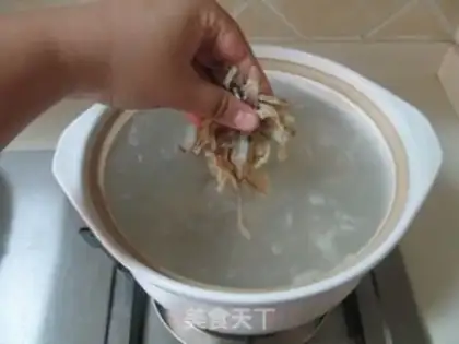 Make Tomato ink chop soup step 4