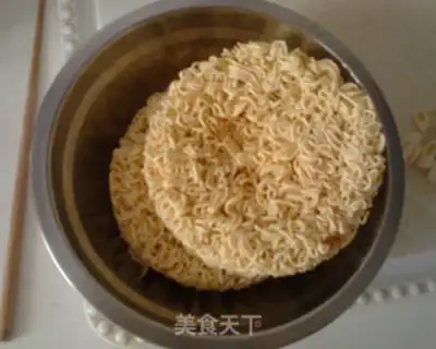 Make Noodles for fresh shrimp step 4