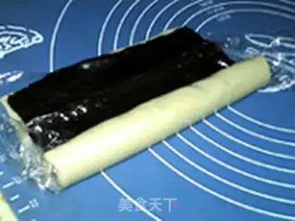 Make Mashed pea rolls step 8