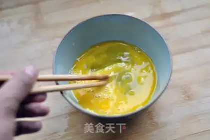Make Garlic spinach eggs step 9