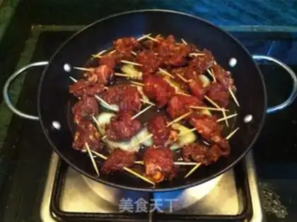 Make The lamb, the toothpick step 11