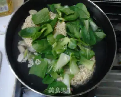 Make Noodles for fresh shrimp step 12