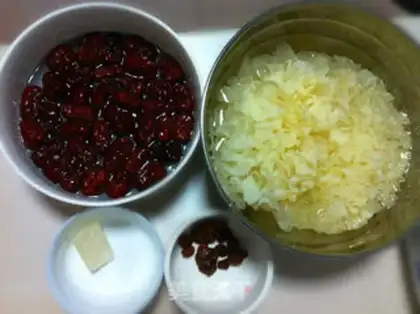 Make The silver-treed silver-tree soup step 0