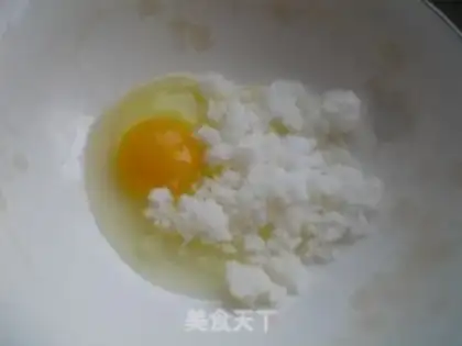 Make Eggs step 1