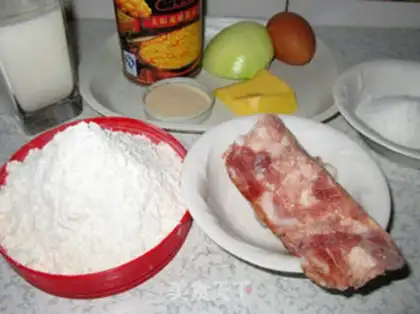Make Onion bacon horn bag step 0