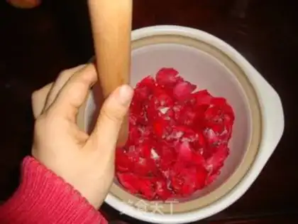 Make Homemade rose sauce step 3
