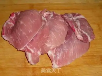 Make Black pepper pork chops step 0