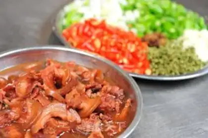 Make Chili fried meat step 0