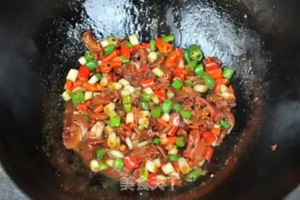 Make Chili fried meat step 1
