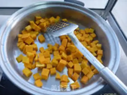 Make Pumpkin step 2