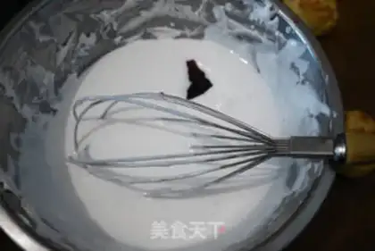 Make Mini-Blueberry Puff step 10