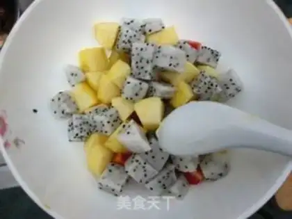 Make Shell fruit salad step 1