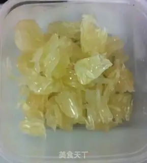 Make Homemade grapefruit honey tea step 1