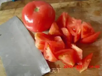 Make Tomato fried eggs step 0