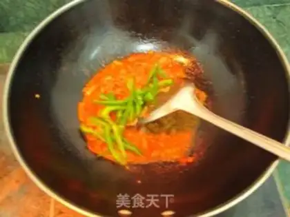 Make Tomato sauce with pasta step 7