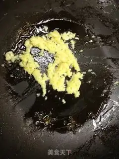 Make Garlic fan scallops step 4