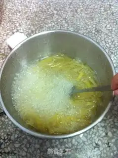 Make Homemade grapefruit honey tea step 6