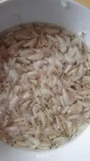 Make Cream shrimp egg soup step 2