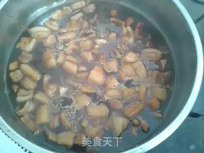 Make Red roast eggs step 3