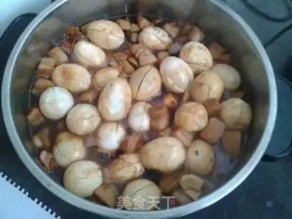 Make Red roast eggs step 4