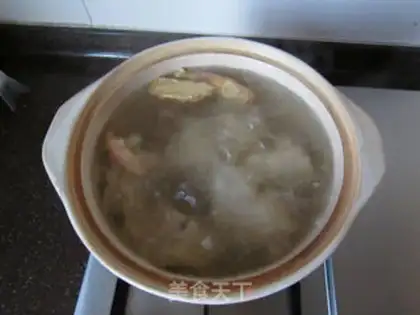 Make The peanuts and pig hoofs step 9