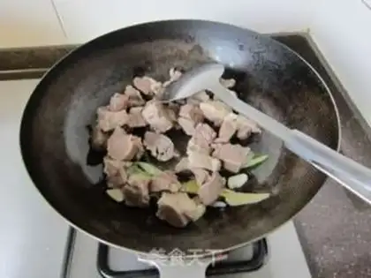 Make Spicy lamb pot step 5