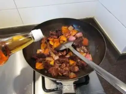 Make Spicy lamb pot step 10