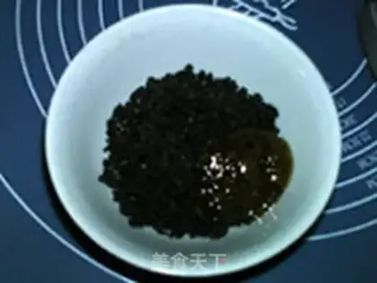 Make Sesame rolls step 1