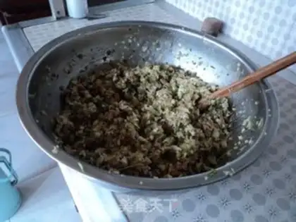 Make Pork dumplings step 1