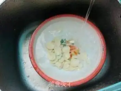Make A spinach lily step 0