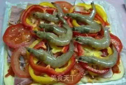 Make Delicious pizza seafood step 21