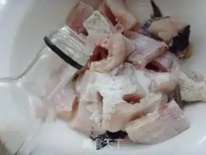 Make Fish pelt soup step 2