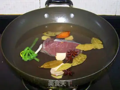 Make Orchid with fried eggs step 1